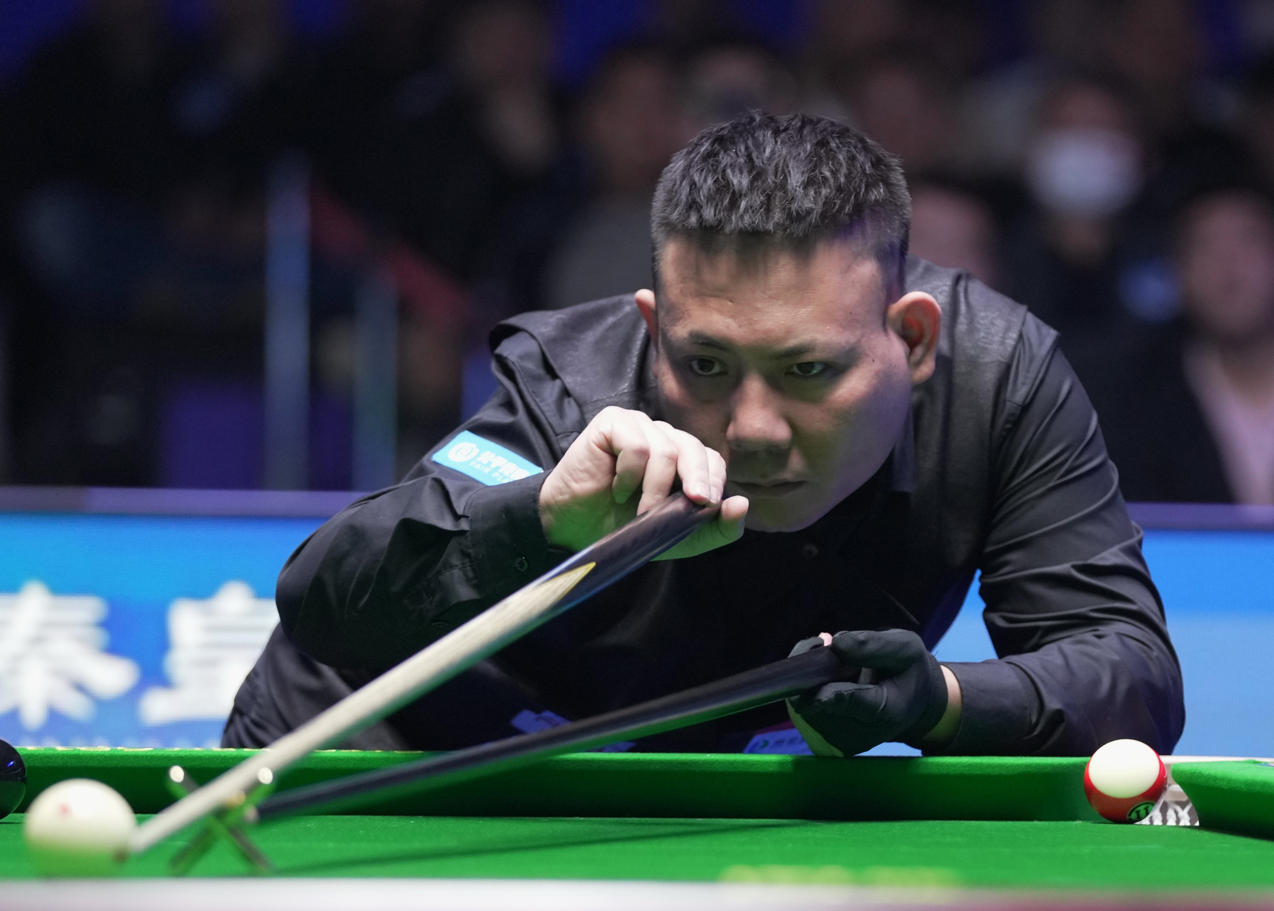 激烈的对抗 激烈的对抗